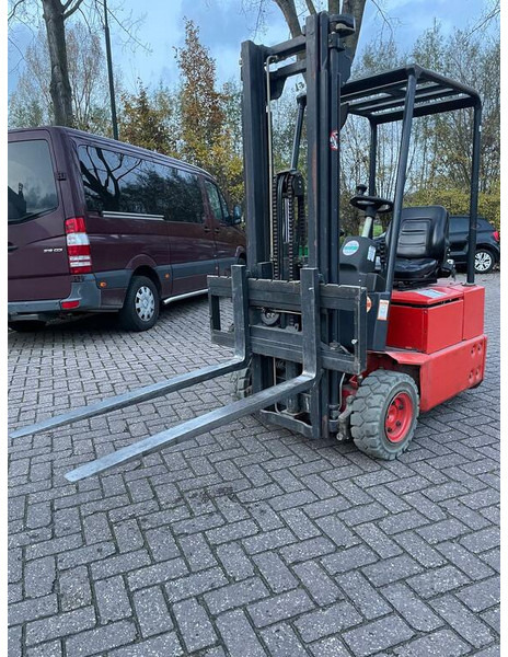 Linde E12 - Electric forklift: picture 1 Linde E12 - Electric forklift: picture 1