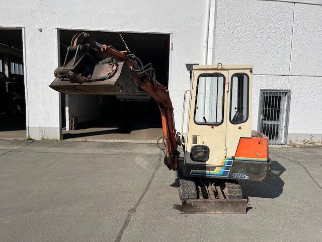 Mini excavator Takeuchi T B 15 A: picture 21
