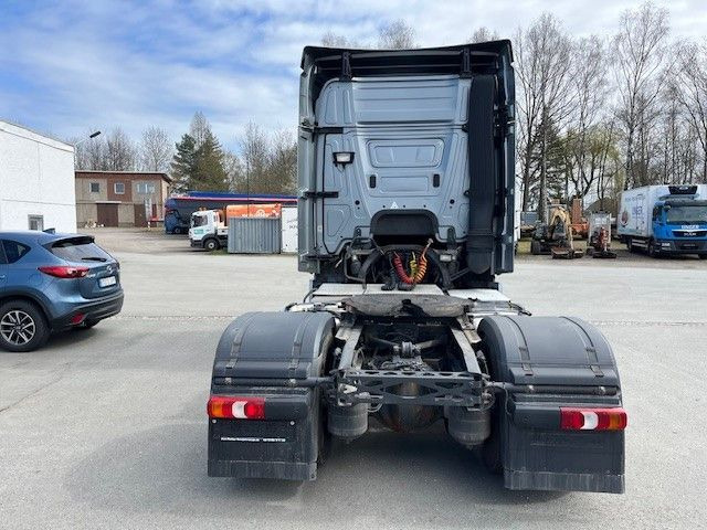 Tractor unit Mercedes-Benz Actros 4  MB 1943  SZM  Gefahrgutvorbereitung: picture 10 Tractor unit Mercedes-Benz Actros 4  MB 1943  SZM  Gefahrgutvorbereitung: picture 10