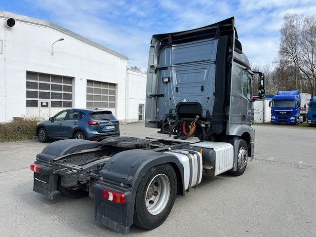 Tractor unit Mercedes-Benz Actros 4  MB 1943  SZM  Gefahrgutvorbereitung: picture 11 Tractor unit Mercedes-Benz Actros 4  MB 1943  SZM  Gefahrgutvorbereitung: picture 11