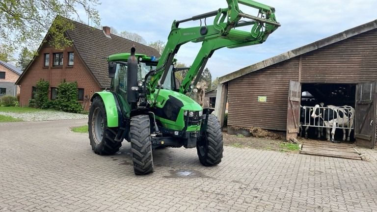 Deutz-Fahr 5115 - Self-loading wagon: picture 4 Deutz-Fahr 5115 - Self-loading wagon: picture 4