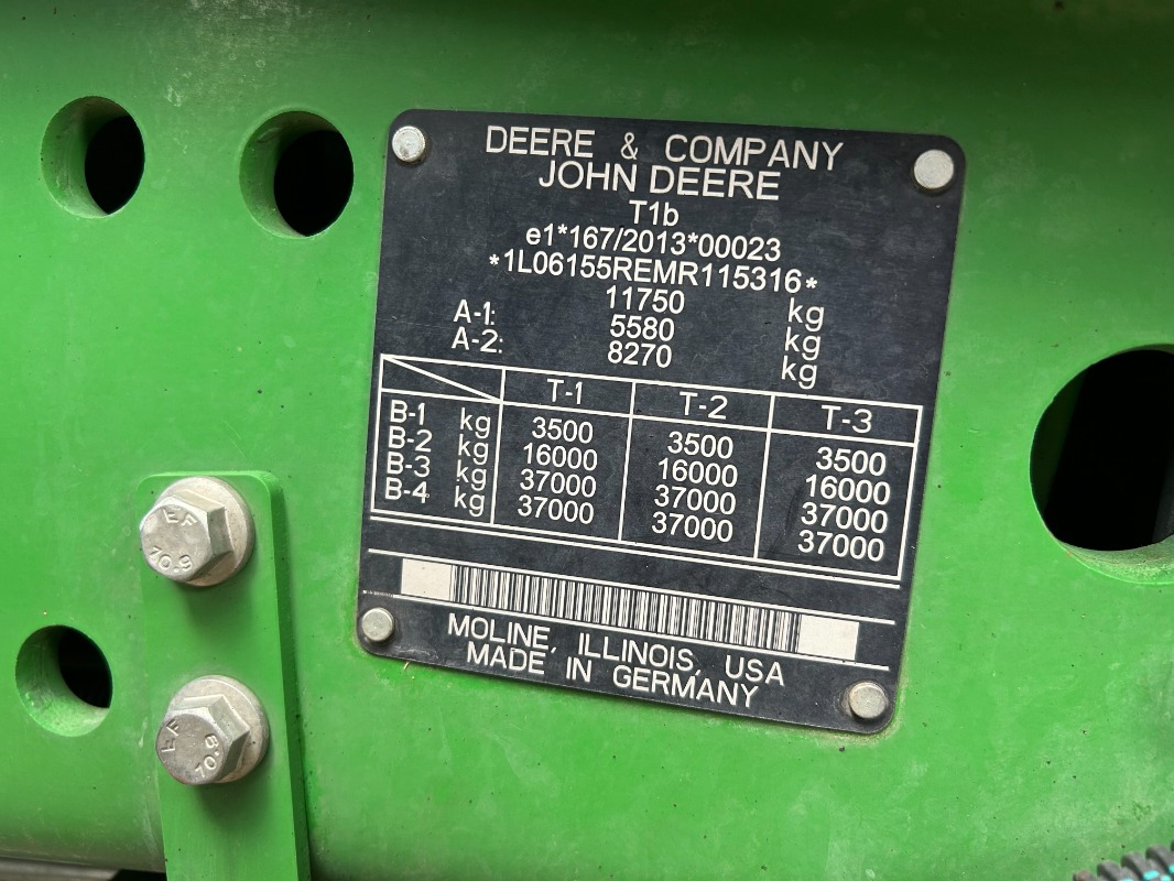 John Deere 6155R - Farm tractor: picture 4 John Deere 6155R - Farm tractor: picture 4