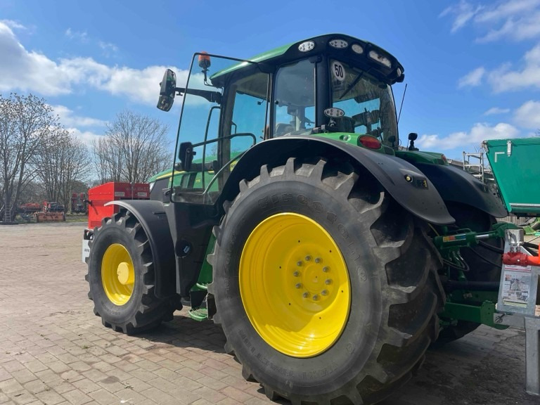 John Deere 6R 175 - Farm tractor: picture 4 John Deere 6R 175 - Farm tractor: picture 4