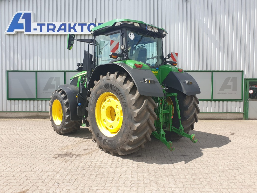 John Deere 7R 330 **MIETRÜCKLÄUFER** - Farm tractor: picture 3 John Deere 7R 330 **MIETRÜCKLÄUFER** - Farm tractor: picture 3