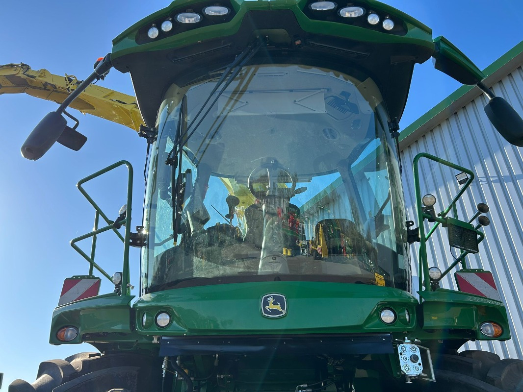 John Deere 8400i - Harvester: picture 4 John Deere 8400i - Harvester: picture 4