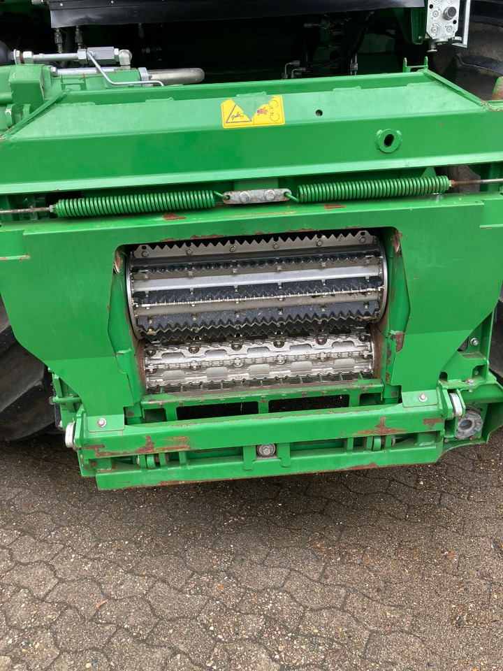 John Deere 9900 PRODRIVE 40 KM/H - Harvester: picture 5 John Deere 9900 PRODRIVE 40 KM/H - Harvester: picture 5