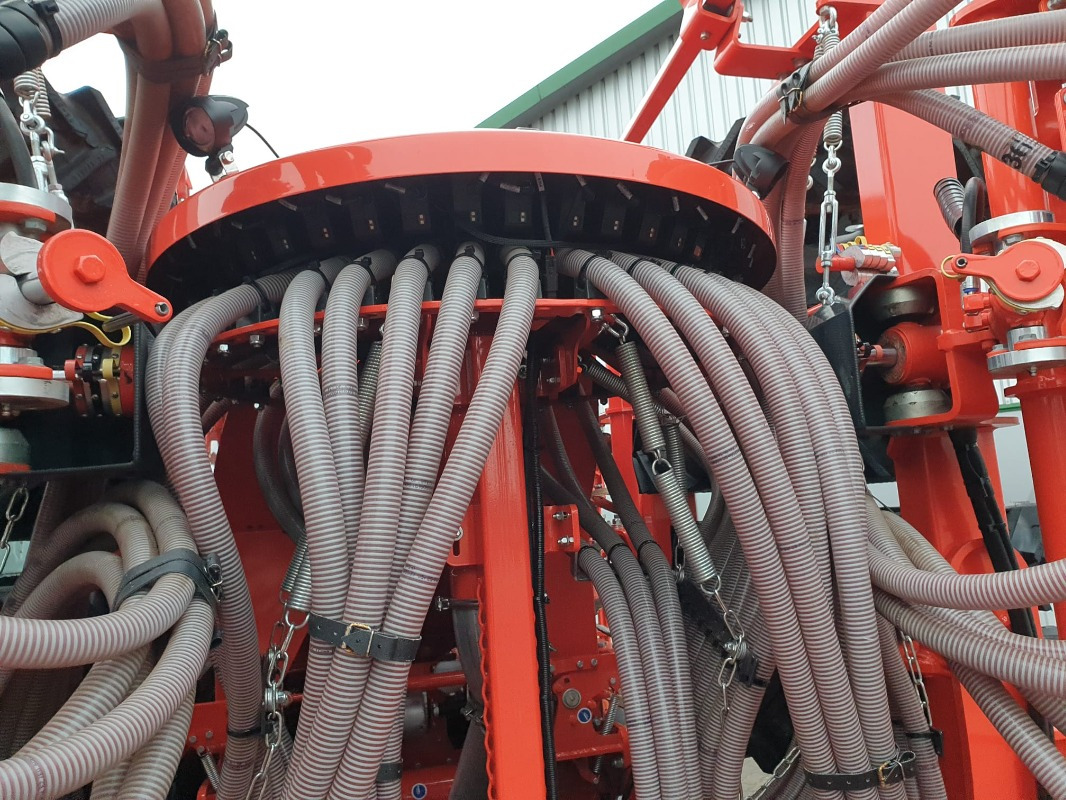 Kuhn ESPRO6000 - Seed drill: picture 4 Kuhn ESPRO6000 - Seed drill: picture 4