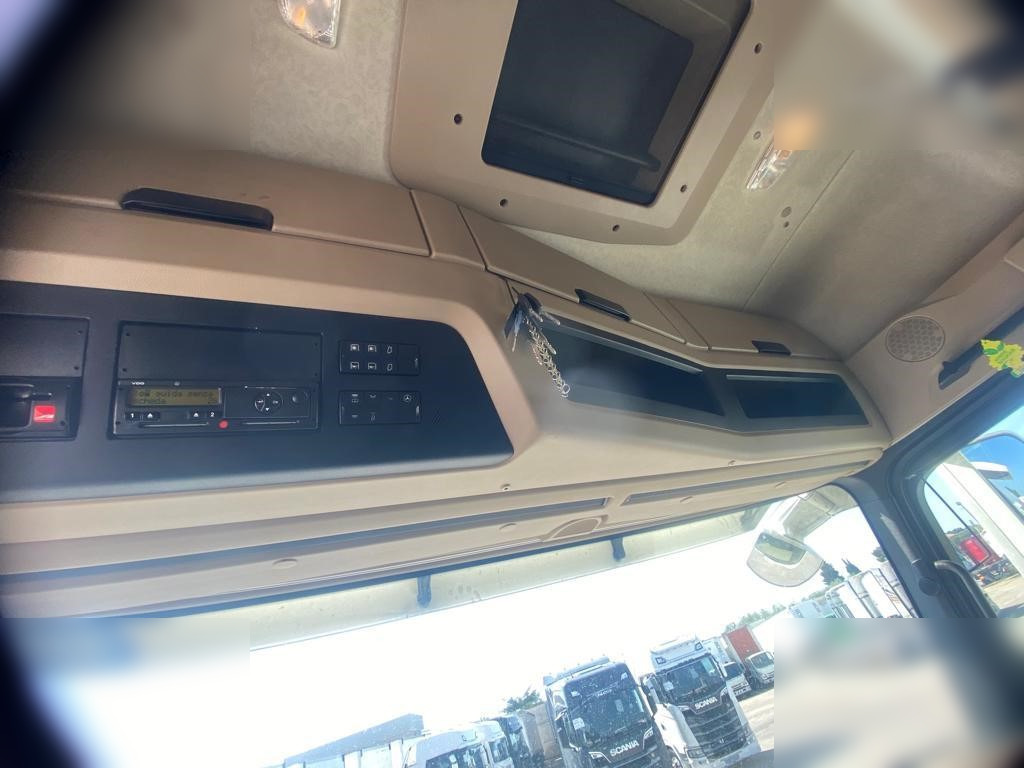 MERCEDES-BENZ ACTROS 2545 - Cab chassis truck: picture 5 MERCEDES-BENZ ACTROS 2545 - Cab chassis truck: picture 5