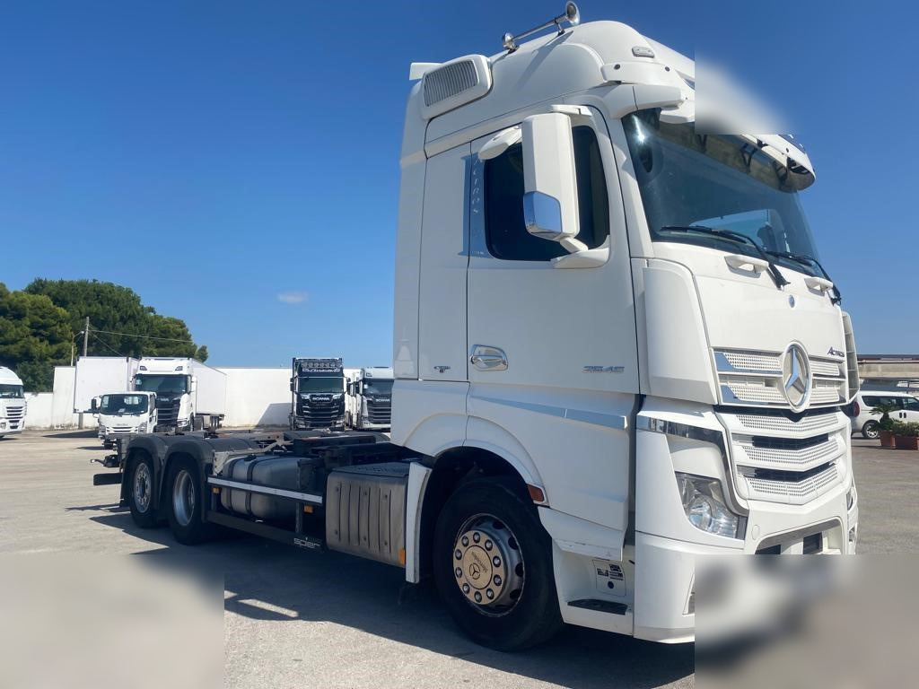 MERCEDES-BENZ ACTROS 2545 - Cab chassis truck: picture 1 MERCEDES-BENZ ACTROS 2545 - Cab chassis truck: picture 1