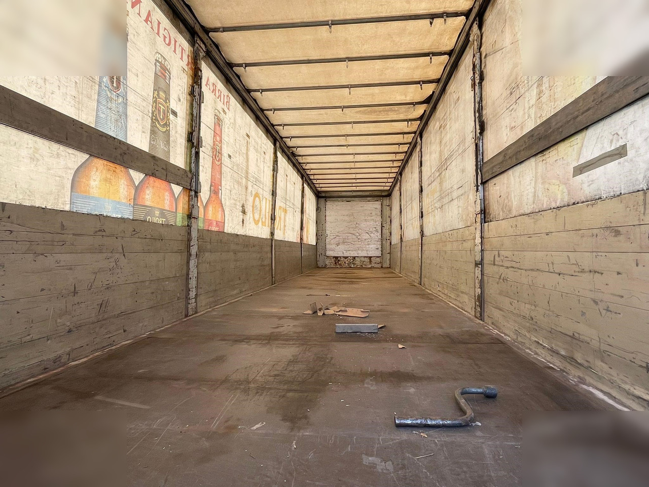 SCHMITZ CARGOBULL - Curtainsider semi-trailer: picture 4 SCHMITZ CARGOBULL - Curtainsider semi-trailer: picture 4