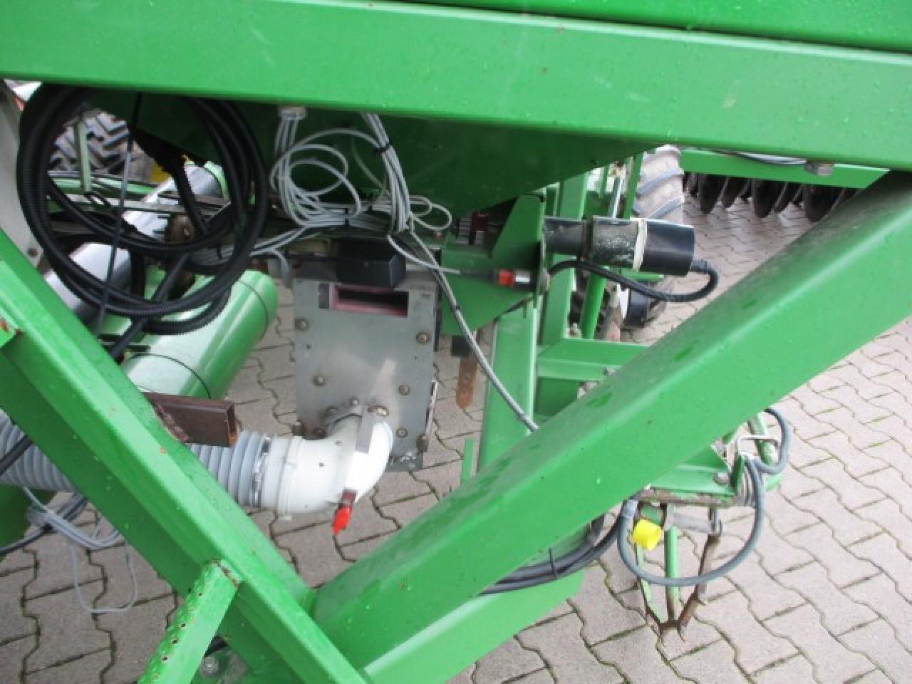 Seed drill John Deere 740 A Isobus: picture 13
