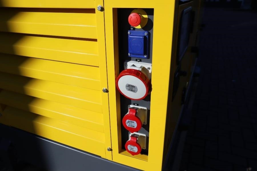 Atlas Copco QAS 40 ST3 Valid inspection, *Guarantee! Diesel, 4 - Generator set: picture 5 Atlas Copco QAS 40 ST3 Valid inspection, *Guarantee! Diesel, 4 - Generator set: picture 5