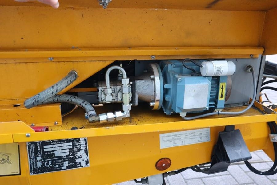 Denka-Lift JR12 Electric, 12m Working Height, 6.7m Reach, 120 - Trailer mounted boom lift: picture 5 Denka-Lift JR12 Electric, 12m Working Height, 6.7m Reach, 120 - Trailer mounted boom lift: picture 5