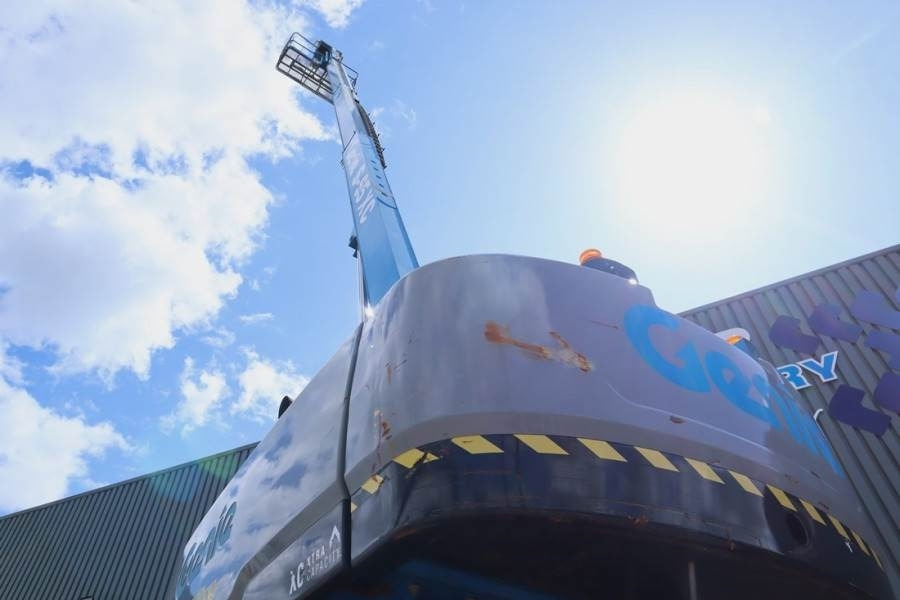 Telescopic boom Genie S65XC Guarantee! Diesel, 4x4 Drive, 21.8m Working: picture 9 Telescopic boom Genie S65XC Guarantee! Diesel, 4x4 Drive, 21.8m Working: picture 9