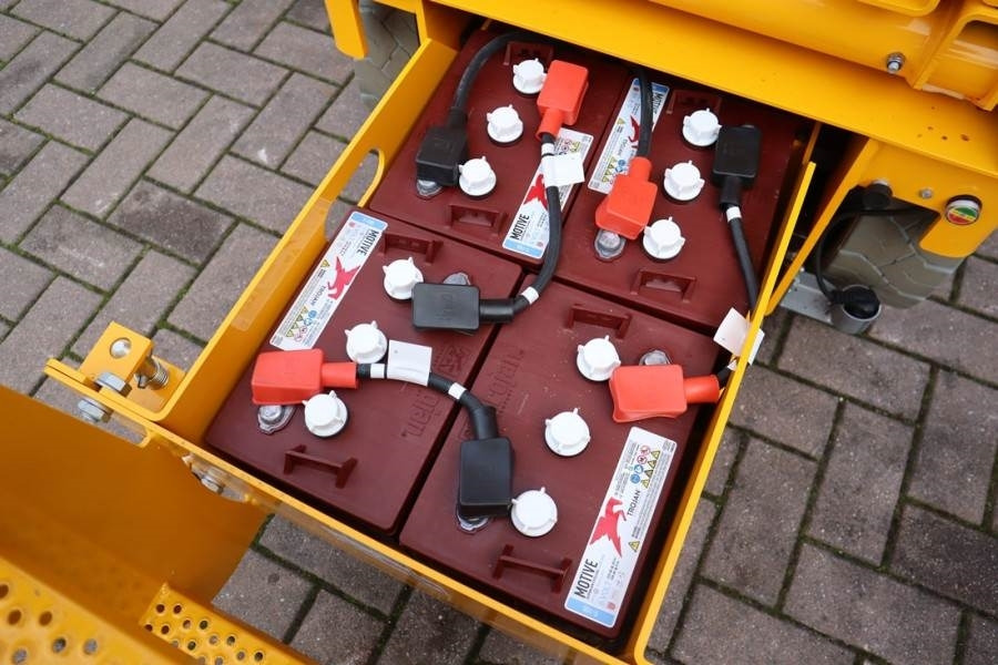 Haulotte Compact 10N Valid Inspection, *Guarantee! 10m Work  - Scissor lift: picture 3 Haulotte Compact 10N Valid Inspection, *Guarantee! 10m Work  - Scissor lift: picture 3