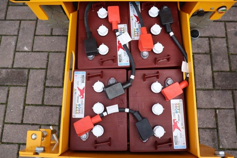 Haulotte Compact 10N Valid Inspection, *Guarantee! 10m Work  - Scissor lift: picture 3 Haulotte Compact 10N Valid Inspection, *Guarantee! 10m Work  - Scissor lift: picture 3
