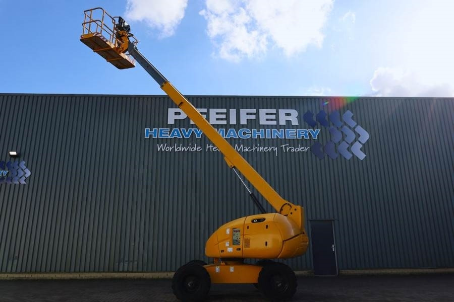 Haulotte H14TX Diesel, 4x4 Drive, 14m Working Height, 10.6m - Telescopic boom: picture 3 Haulotte H14TX Diesel, 4x4 Drive, 14m Working Height, 10.6m - Telescopic boom: picture 3