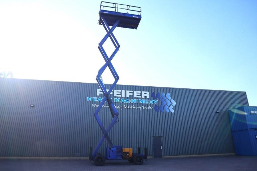 Haulotte H15SX New Tyres, Diesel, 4x4 Drive, 15 Working Hei - Scissor lift: picture 3 Haulotte H15SX New Tyres, Diesel, 4x4 Drive, 15 Working Hei - Scissor lift: picture 3
