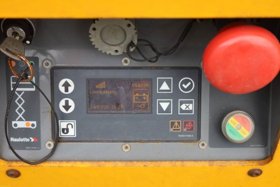 Haulotte Optimum 8AC Electric, 7.77m Working Height, 230kg - Scissor lift: picture 4 Haulotte Optimum 8AC Electric, 7.77m Working Height, 230kg - Scissor lift: picture 4