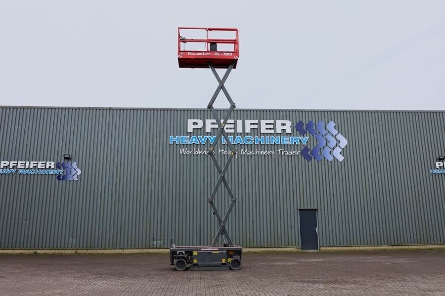 Holland Lift Ecostar HL-7810 Electric, 10m Working Height, 450k - Scissor lift: picture 3 Holland Lift Ecostar HL-7810 Electric, 10m Working Height, 450k - Scissor lift: picture 3