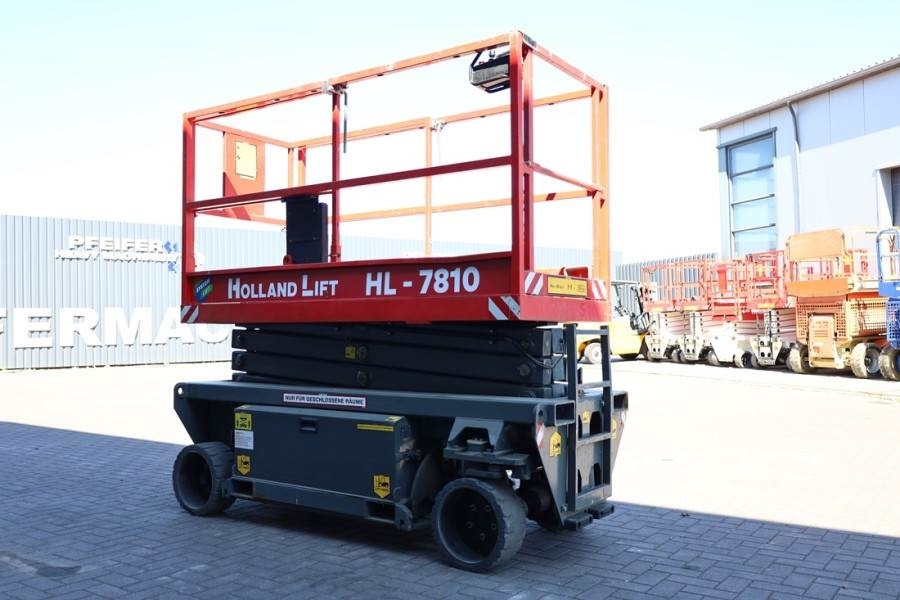 Holland Lift Ecostar HL-7810 Electric, 10m Working Height, 450k - Scissor lift: picture 5 Holland Lift Ecostar HL-7810 Electric, 10m Working Height, 450k - Scissor lift: picture 5
