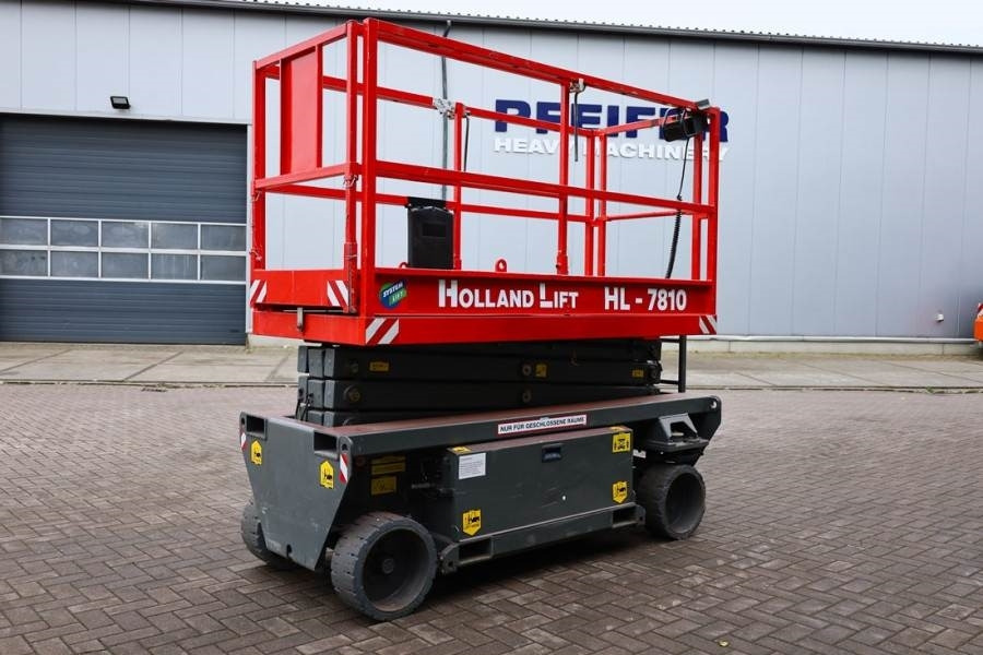 Holland Lift Ecostar HL-7810 Electric, 10m Working Height, 450k - Scissor lift: picture 2 Holland Lift Ecostar HL-7810 Electric, 10m Working Height, 450k - Scissor lift: picture 2