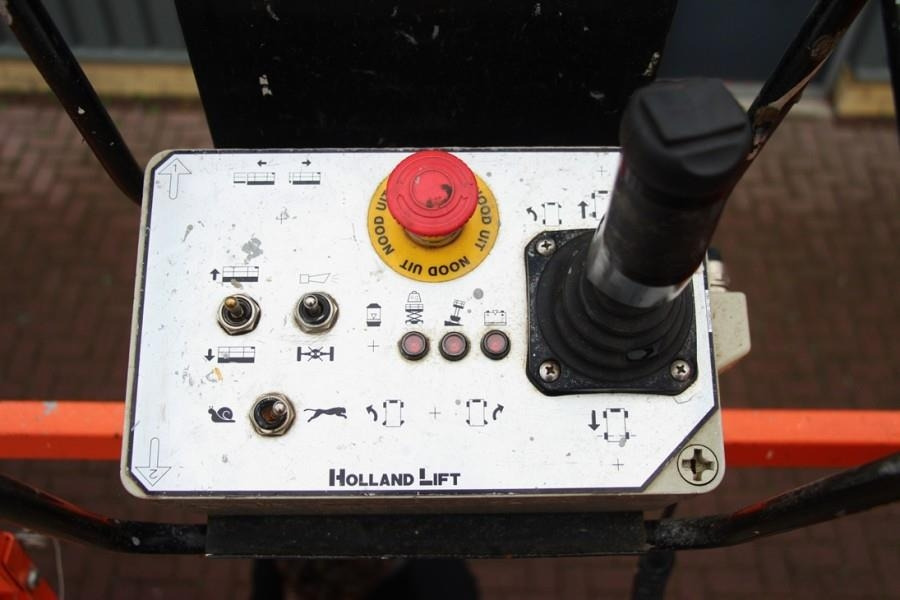 Holland Lift Lift Combistar N-140EL12 Valid inspection, *Guaran - Scissor lift: picture 5 Holland Lift Lift Combistar N-140EL12 Valid inspection, *Guaran - Scissor lift: picture 5