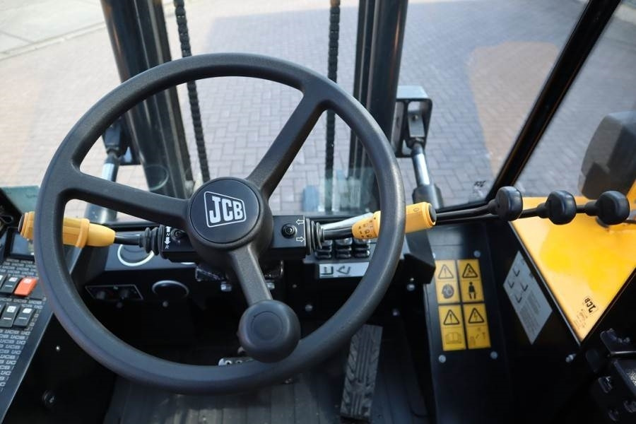JCB 940-4 T4 Valid inspection, *Guarantee! Diesel, 4x4  - Rough terrain forklift: picture 4 JCB 940-4 T4 Valid inspection, *Guarantee! Diesel, 4x4  - Rough terrain forklift: picture 4
