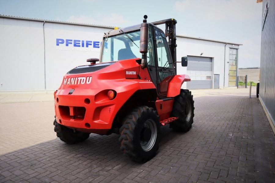 Manitou M30-4 Diesel, 4x4 Drive, 3t Capacity, Triplex Mast - Rough terrain forklift: picture 2 Manitou M30-4 Diesel, 4x4 Drive, 3t Capacity, Triplex Mast - Rough terrain forklift: picture 2