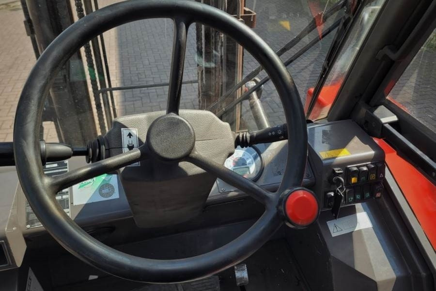 Manitou M30-4 Valid Inspection, *Guarantee, Diesel, 4x4 Dr - Rough terrain forklift: picture 4 Manitou M30-4 Valid Inspection, *Guarantee, Diesel, 4x4 Dr - Rough terrain forklift: picture 4