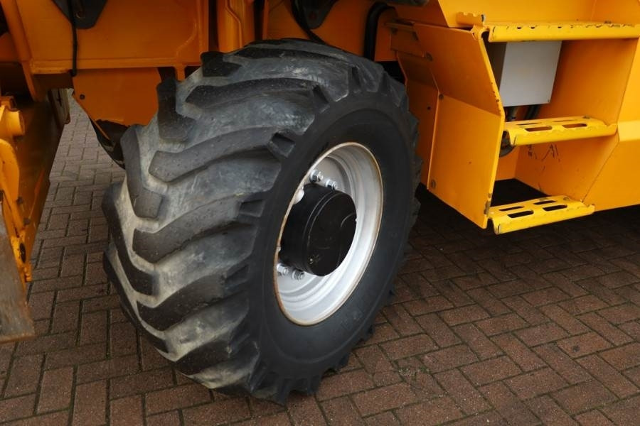 Telescopic handler Manitou MRT2150+ Diesel, 4x4x4 Drive, 5t Cap. 20.6m Boom,: picture 17