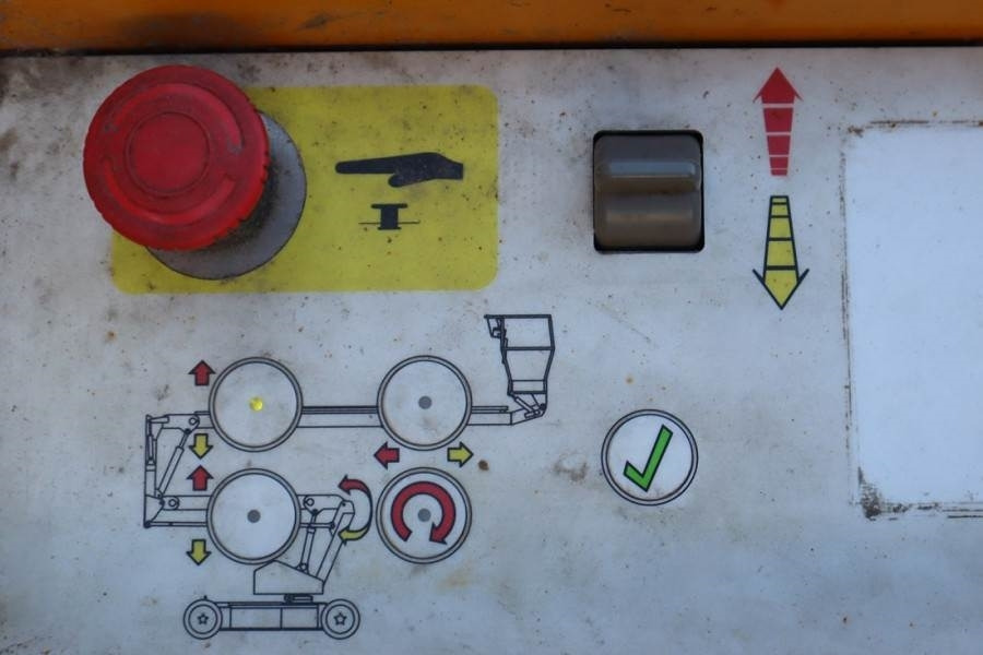 Articulated boom Snorkel A38E Electric, 13.5m Working Height, 6.1m Reach, 2: picture 5 Articulated boom Snorkel A38E Electric, 13.5m Working Height, 6.1m Reach, 2: picture 5