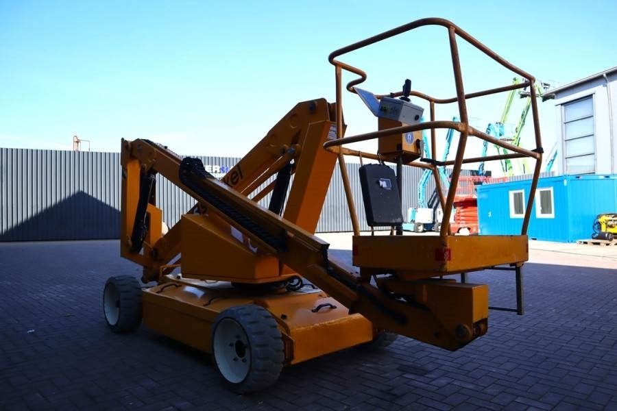 Articulated boom Snorkel A38E Electric, 13.5m Working Height, 6.1m Reach, 2: picture 7 Articulated boom Snorkel A38E Electric, 13.5m Working Height, 6.1m Reach, 2: picture 7