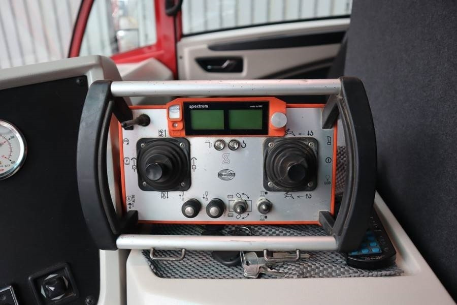 Spierings SK597-AT4 ELIFT Valid Inspection *Guarantee! Dutch - Tower crane: picture 5 Spierings SK597-AT4 ELIFT Valid Inspection *Guarantee! Dutch - Tower crane: picture 5