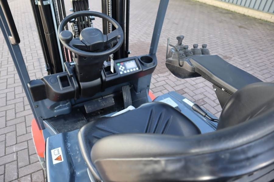 Toyota 8FBM20T Valid inspection, *Guarantee! Electric, 47 - Diesel forklift: picture 3 Toyota 8FBM20T Valid inspection, *Guarantee! Electric, 47 - Diesel forklift: picture 3