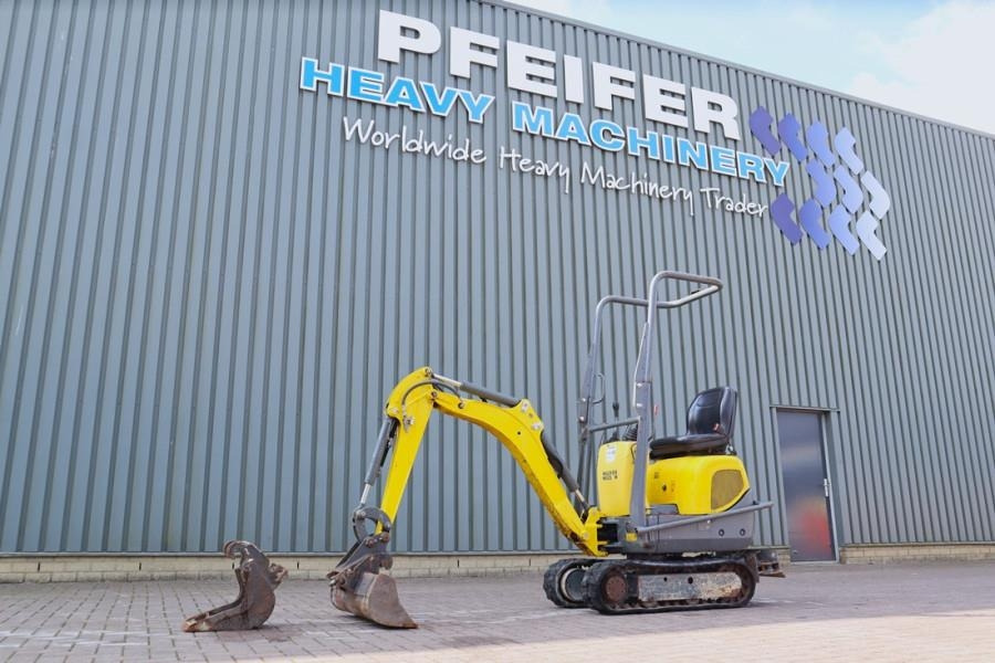 Wacker Neuson E08-01 Wacker Neuson mini excavator including 2 bu - Mini excavator: picture 1 Wacker Neuson E08-01 Wacker Neuson mini excavator including 2 bu - Mini excavator: picture 1