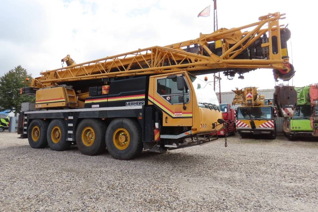 Liebherr LTM 1060-2 - All terrain crane: picture 2 Liebherr LTM 1060-2 - All terrain crane: picture 2