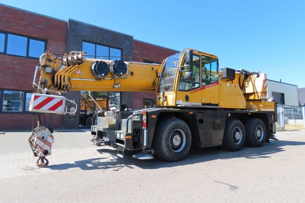 Terex Demag AC 40-1 City - All terrain crane: picture 1 Terex Demag AC 40-1 City - All terrain crane: picture 1
