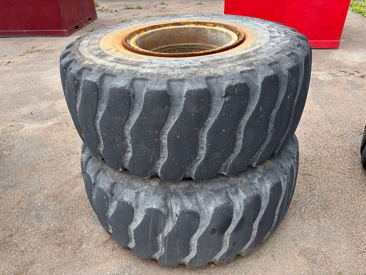 Bridgestone 23.5R25 - Tire for Construction machinery: picture 1 Bridgestone 23.5R25 - Tire for Construction machinery: picture 1