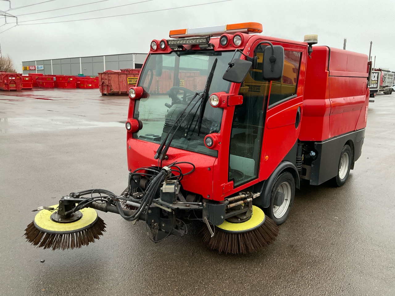 Bucher CC2020 - Broom: picture 1 Bucher CC2020 - Broom: picture 1