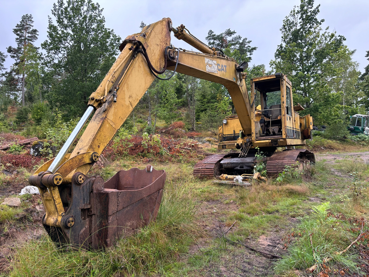 CAT 215C LC - Excavator: picture 1 CAT 215C LC - Excavator: picture 1