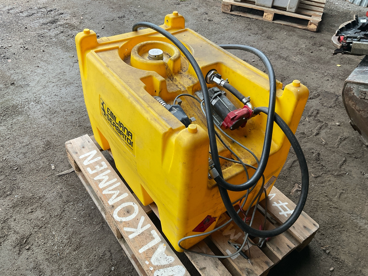 Emiliana Serbator Carrytank 220 CTK - Storage tank: picture 1 Emiliana Serbator Carrytank 220 CTK - Storage tank: picture 1