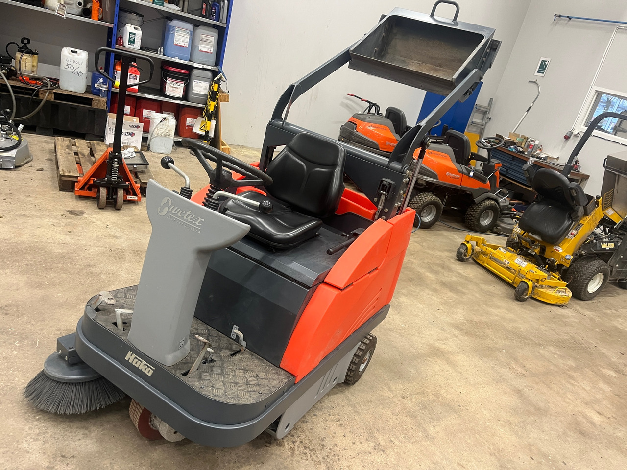 Hako Jonas-980EH - Broom: picture 1 Hako Jonas-980EH - Broom: picture 1