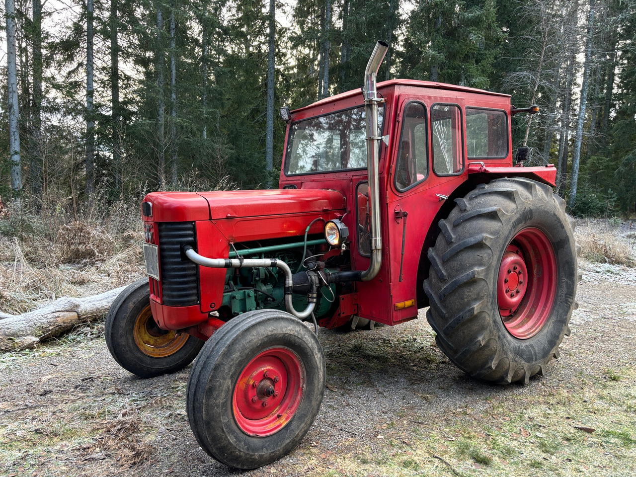 Massey Ferguson 65 - Farm tractor: picture 1 Massey Ferguson 65 - Farm tractor: picture 1