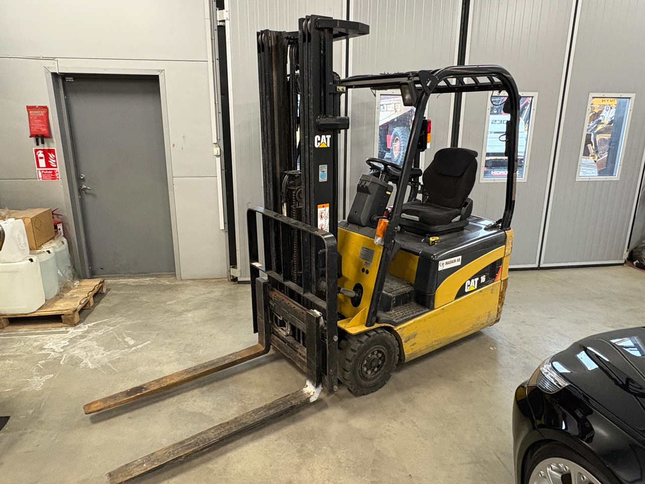 CAT EP16NT - Material handling equipment: picture 1 CAT EP16NT - Material handling equipment: picture 1