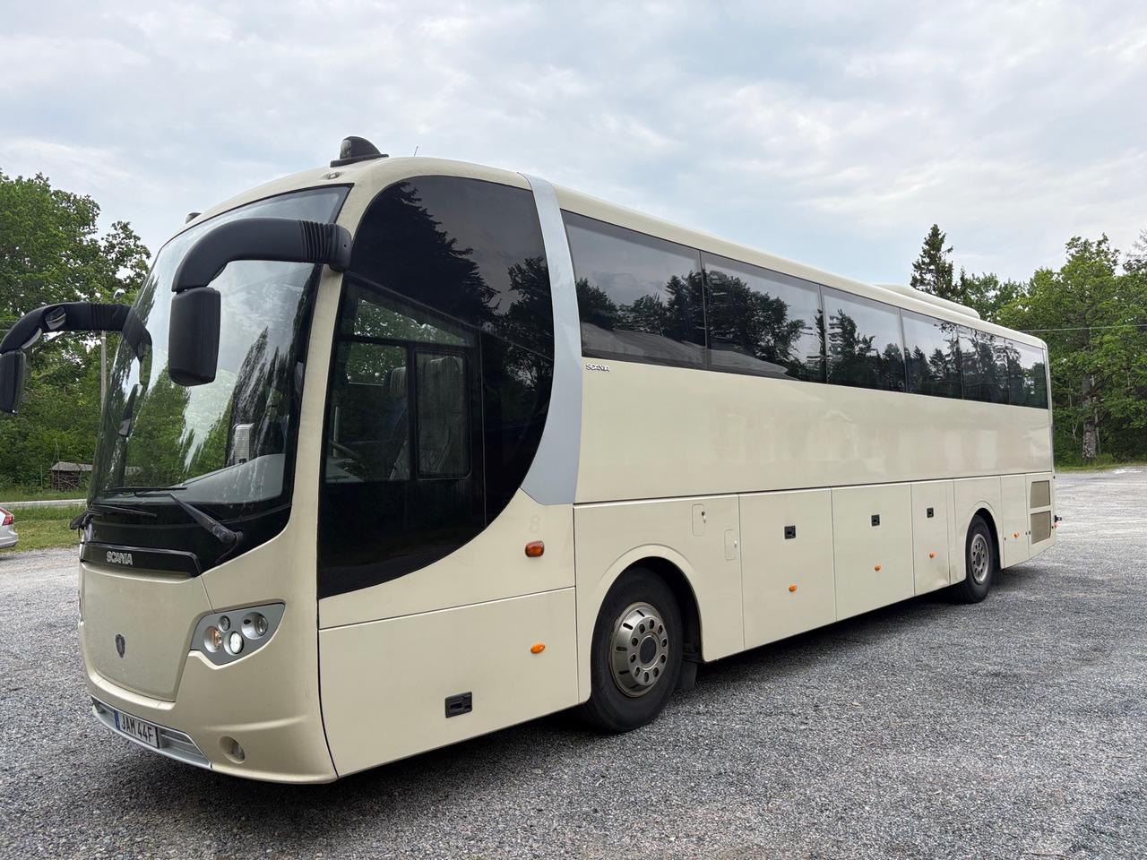 Scania K400 IB4X2 - Minibus, Passenger van: picture 1 Scania K400 IB4X2 - Minibus, Passenger van: picture 1