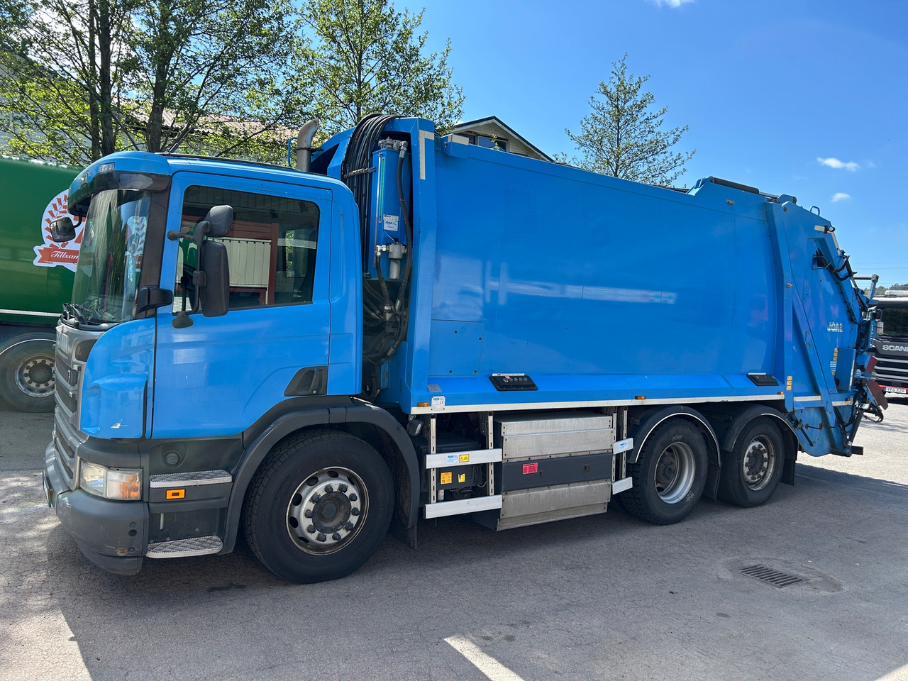 Scania P340 - Garbage truck: picture 1 Scania P340 - Garbage truck: picture 1