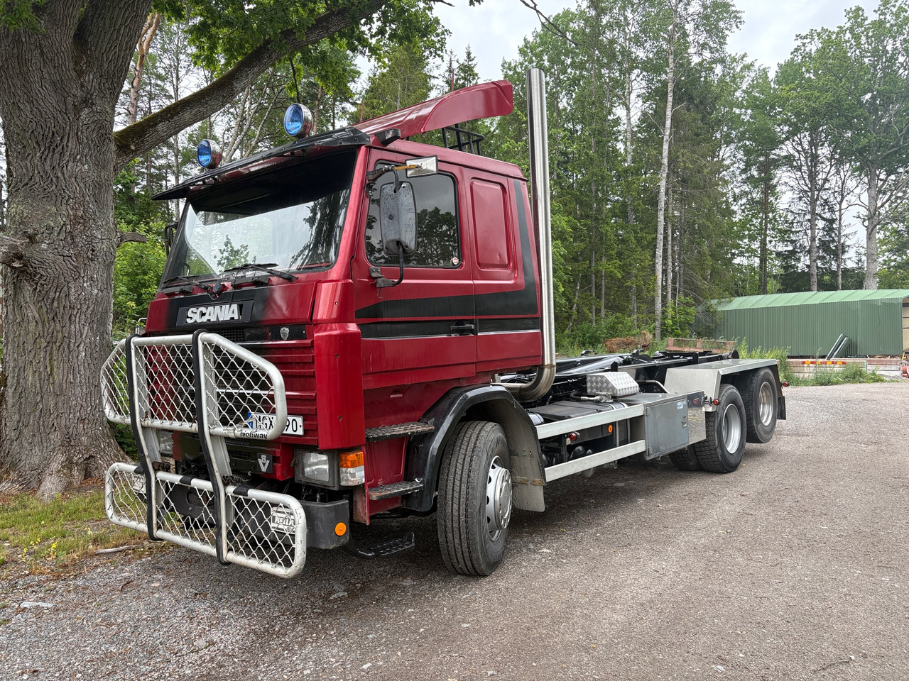 Scania R142H 6X2 46 - Hook lift truck: picture 1 Scania R142H 6X2 46 - Hook lift truck: picture 1