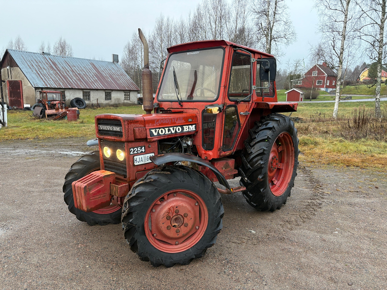 Volvo BM 2254 - Farm tractor: picture 1 Volvo BM 2254 - Farm tractor: picture 1