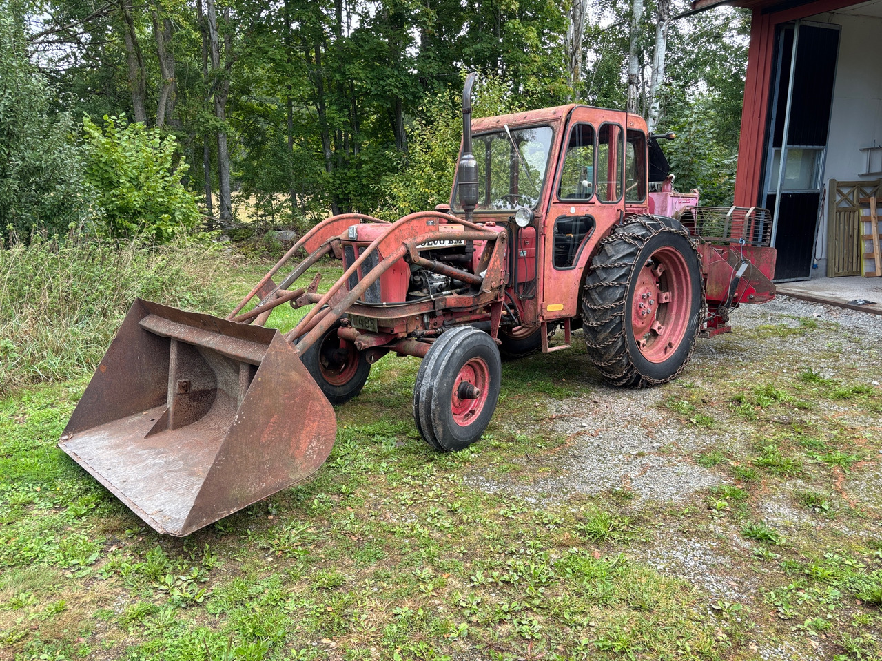 Volvo BM 400 - Farm tractor: picture 1 Volvo BM 400 - Farm tractor: picture 1